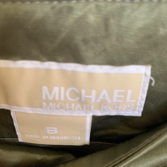 Michael Kors - Picture 2 of 2